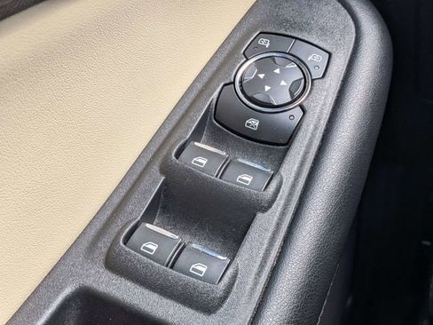 Used 2021 Ford Edge SEL w/ Convenience Package image 26