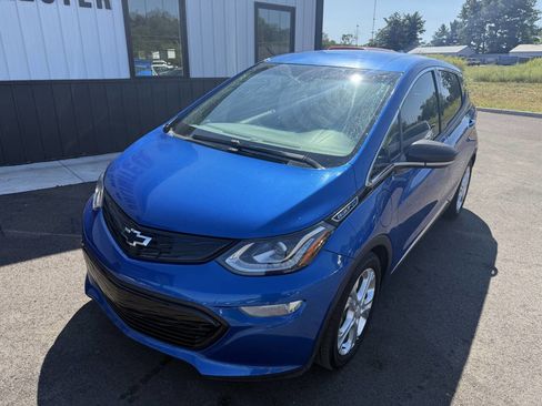 Used 2020 Chevrolet Bolt LT image 2