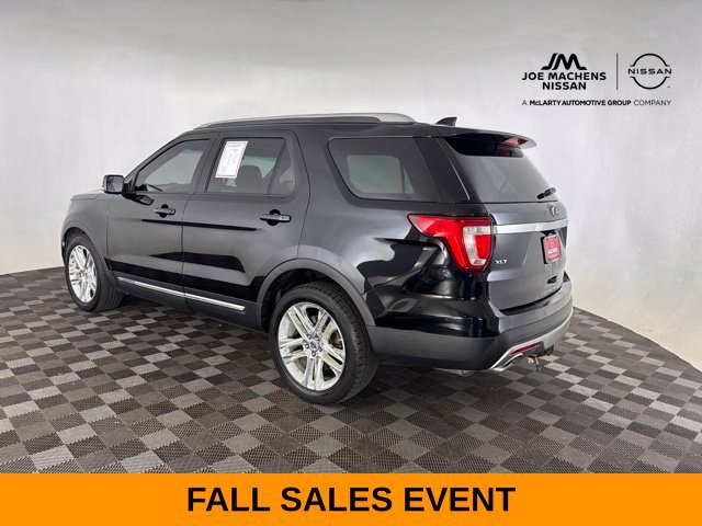 Used 2016 Ford Explorer XLT w/ Equipment Group 202A FWD image 16