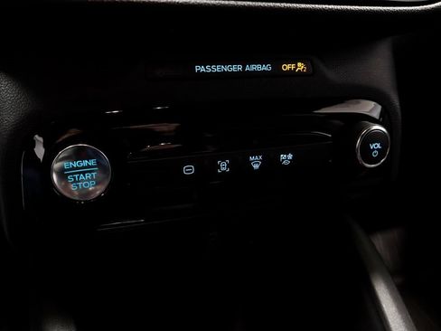 Certified 2025 Ford Escape ST-Line Elite w/ Tech Pack #1 image 34