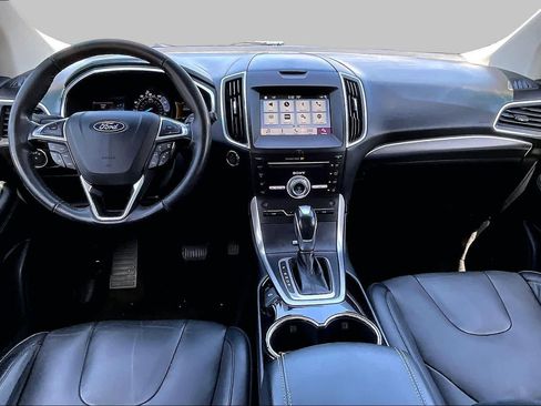 Used 2018 Ford Edge Titanium AWD/4WD image 15