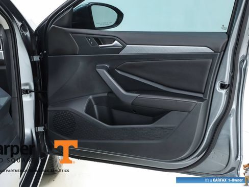Certified 2023 Volkswagen Jetta SE FWD image 65