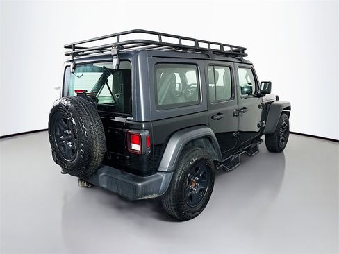 Used 2020 Jeep Wrangler Unlimited Sport image 7