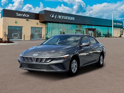 New 2026 Hyundai Elantra SE