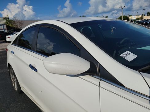 Used 2011 Hyundai Sonata SE FWD image 9