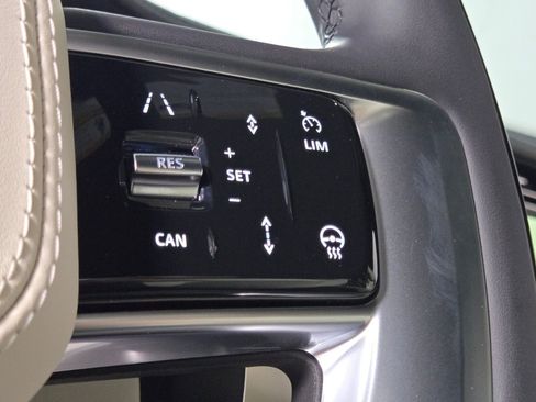 New 2026 Land Rover Range Rover Autobiography AWD/4WD image 25