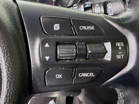 Used 2016 Kia Sorento SX image 15