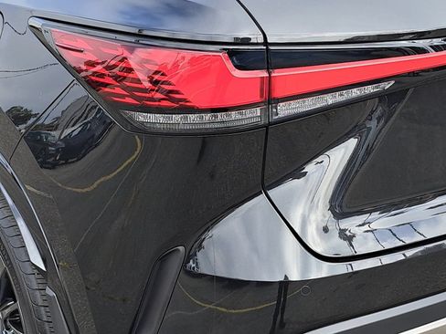 Used 2026 Lexus RX 350h w/ Convenience Package AWD/4WD image 36