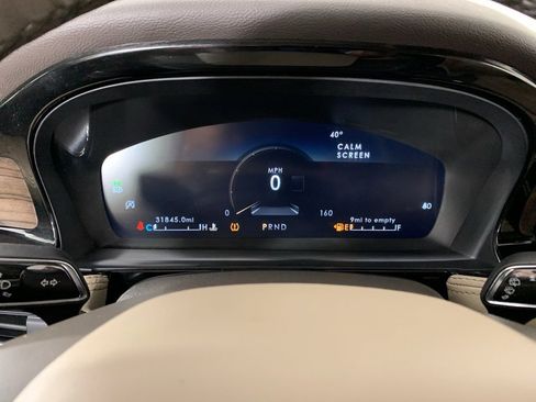 Used 2022 Lincoln Corsair Reserve w/ Equipment Group 201A image 20