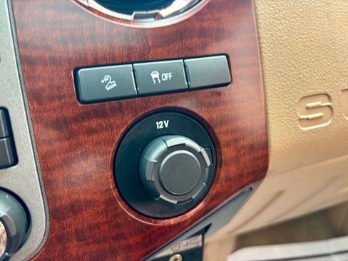 Used 2012 Ford F250 King Ranch w/ King Ranch w/Chrome Pkg AWD/4WD image 22