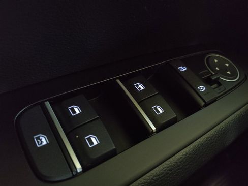 Used 2025 Kia Soul LX w/ LX Technology Package image 27