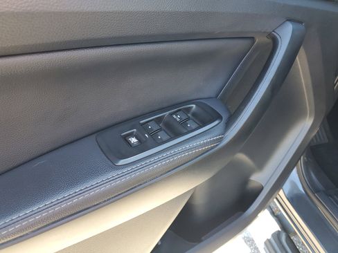 Used 2019 Ford Ranger Lariat w/ Equipment Group 501A Mid image 16