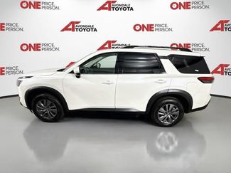 Used 2024 Nissan Pathfinder SV FWD video 4