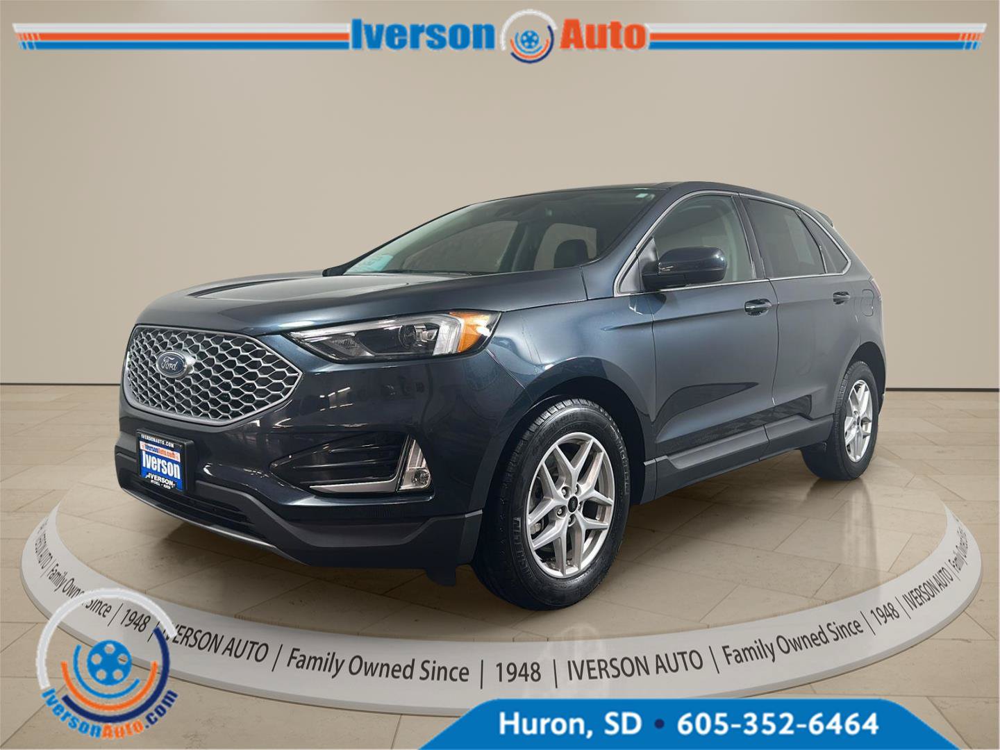 Used 2024 Ford Edge SEL w/ Convenience Package AWD/4WD image 4