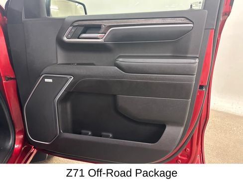 Used 2022 Chevrolet Silverado 1500 LTZ AWD/4WD image 24