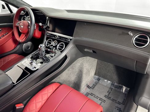 Used 2022 Bentley Continental GT AWD/4WD image 2