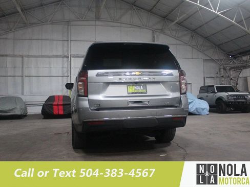 Used 2024 Chevrolet Suburban LT RWD image 15