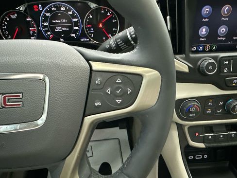 Used 2023 GMC Terrain Denali w/ LPO, Floor Liner Package AWD/4WD image 29