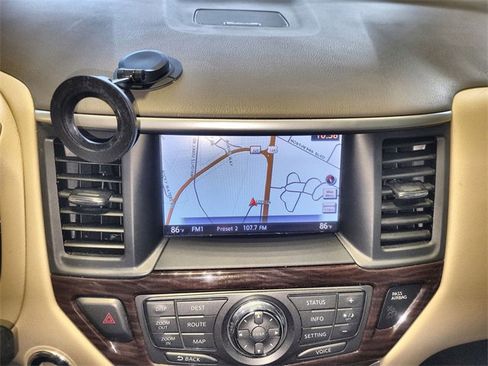 Used 2014 Nissan Pathfinder SL w/ SL Tech Package image 18