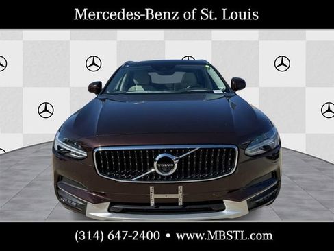 Used 2017 Volvo V90 T6 Cross Country AWD/4WD image 7