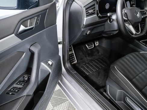 Certified 2024 Volkswagen Jetta Sport FWD image 10