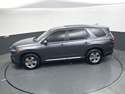 Used 2025 Honda Pilot EX-L image 21