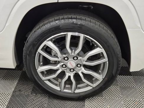 Used 2023 GMC Terrain Denali image 13