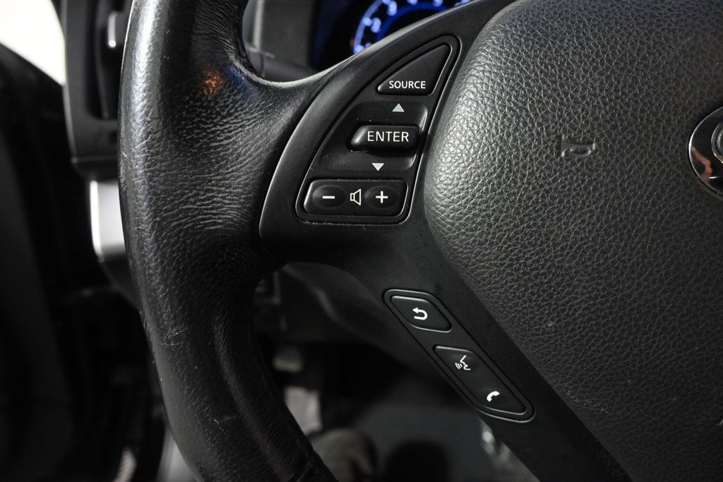 Used 2013 INFINITI G37 Convertible w/ Premium Pkg RWD image 31