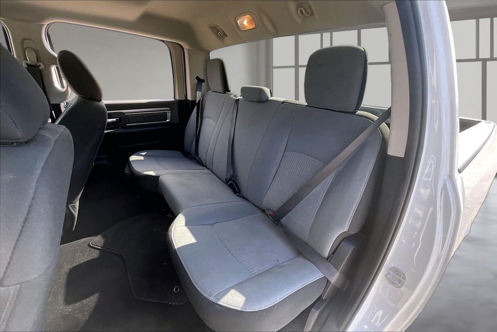 Used 2022 RAM 1500 Classic SLT AWD/4WD image 22