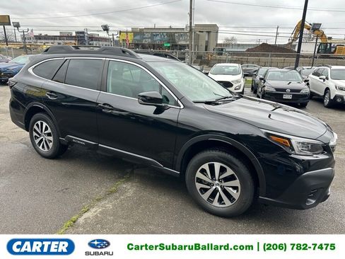 Used 2022 Subaru Outback Premium image 1