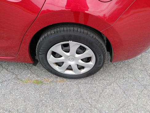 Used 2017 MAZDA MAZDA3 Sport FWD image 35