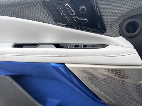 New 2026 Cadillac Optiq Sport 1 image 19