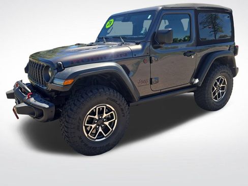 Used 2024 Jeep Wrangler Rubicon w/ Capability Package AWD/4WD image 2