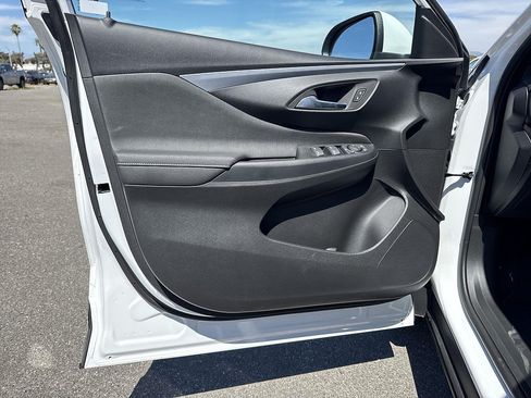 New 2026 Buick Envista Preferred FWD image 18