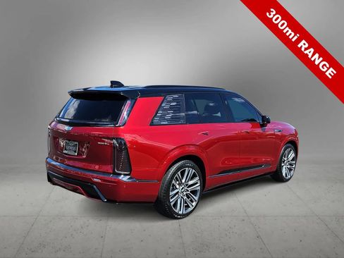 Used 2026 Cadillac Vistiq Platinum AWD/4WD image 8