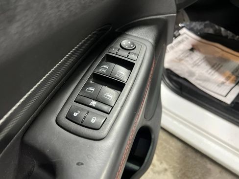 Used 2024 Dodge Durango GT RWD image 24
