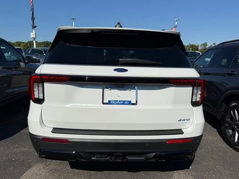 New 2026 Ford Explorer ST-Line AWD/4WD image 6