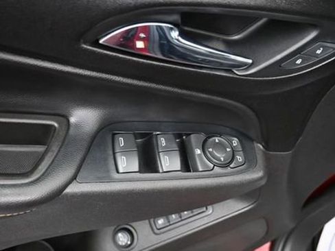 Used 2019 Chevrolet Equinox Premier image 12