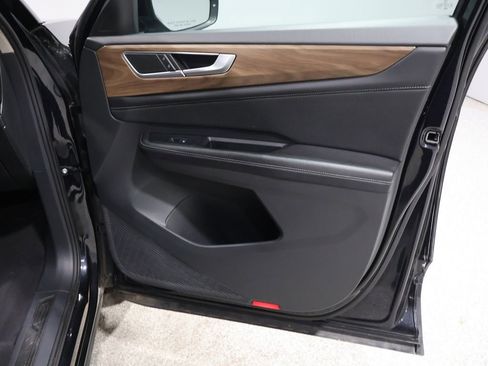 Used 2024 Volkswagen Atlas SE image 22