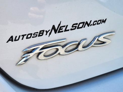 Used 2014 Ford Focus SE FWD image 19