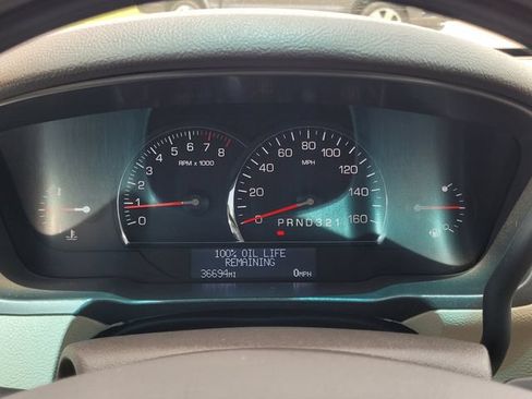 Used 2010 Cadillac DTS Luxury FWD image 22