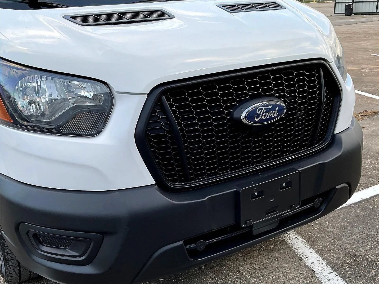 Used 2023 Ford Transit 150 Low Roof RWD image 37