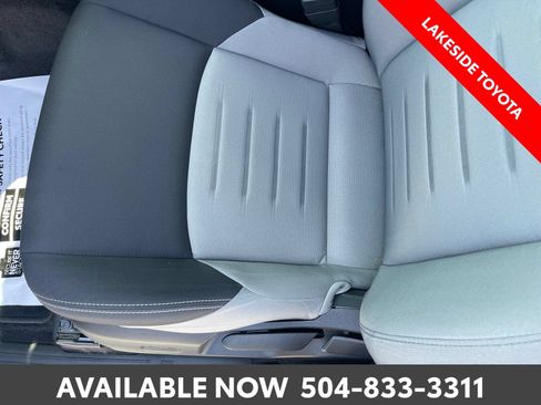 Used 2025 Toyota Tacoma TRD Sport AWD/4WD image 28