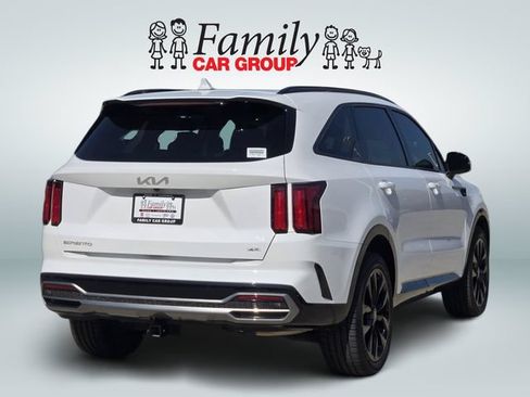 Used 2023 Kia Sorento SX AWD/4WD image 4