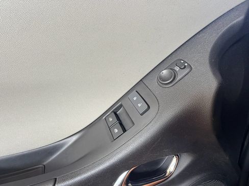 Used 2014 Chevrolet Camaro LS RWD image 15