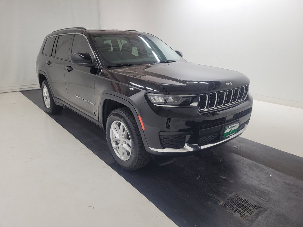 Used 2023 Jeep Grand Cherokee L Laredo AWD/4WD image 13