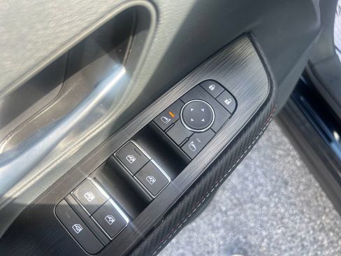 Certified 2025 Nissan Kicks SR AWD/4WD image 13