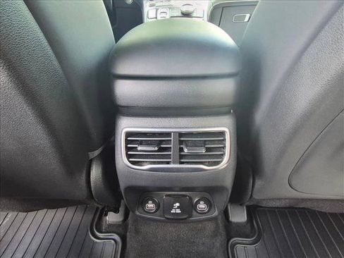 Used 2022 Hyundai Santa Fe Calligraphy FWD image 17