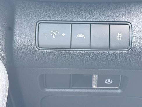 Certified 2021 Hyundai Santa Fe SE image 11