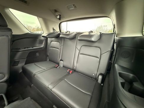 New 2025 Nissan Pathfinder SL w/ SL Premium Package image 16